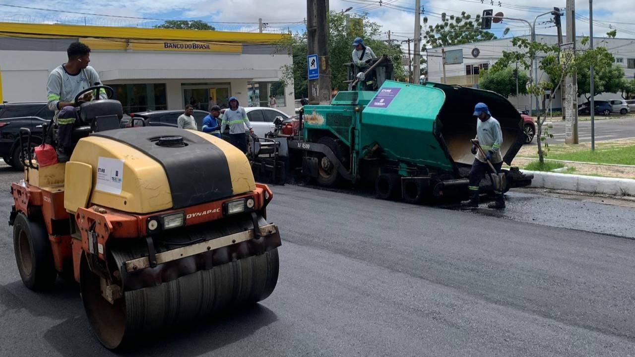 Rua Magalhães Filho ganha novo asfalto e Teresina já soma 67 vias asfaltadas e recapeadas
