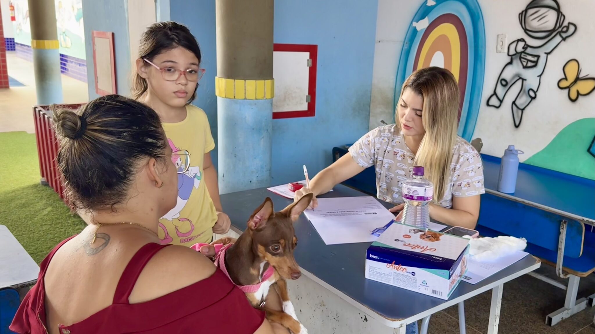 Saúde em 4 Patas” leva atendimento veterinário e vacinação para comunidade do Novo Tempo