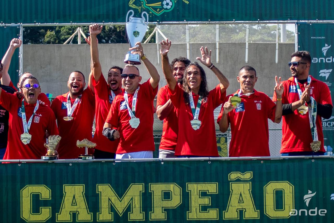 Atletas conquistam medalhas e mostram a força do esporte inclusivo em Teresina