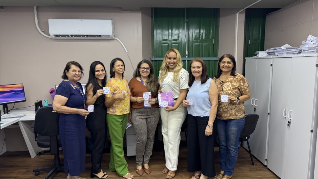 SEMF promove ação de conscientização pelo fim da violência contra a mulher no Agosto Lilás