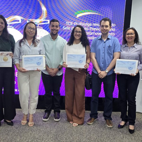 IPMT é homenageado com quatro Selos de Mérito Previdenciário durante cerimônia no TCE-PI