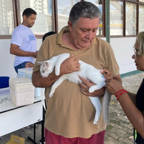 FMS promove vacinação contra a raiva nas zonas Sul e Sudeste de Teresina neste sábado (16)