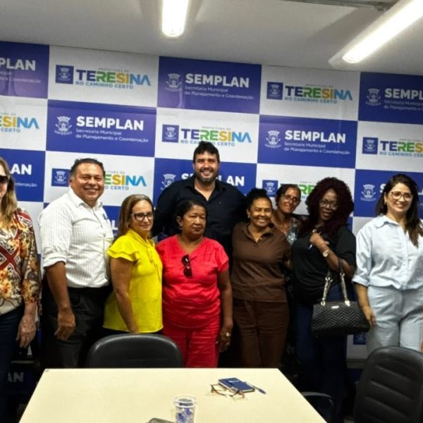 Lideranças cadastram entidades para participação no Orçamento Popular de Teresina 2026-2027