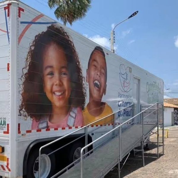 FMS reforça atendimento infantil com chegada da Carretinha da Saúde em Teresina